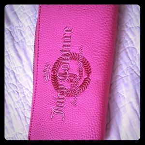 Juicy contour wallet